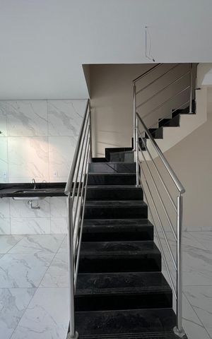 Casa à venda com 130m², 3 quartos e 2 vagas