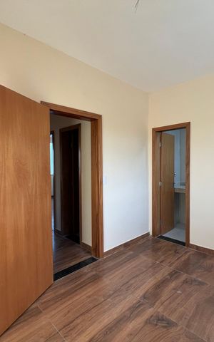 Casa à venda com 130m², 3 quartos e 2 vagas
