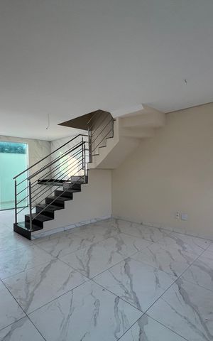 Casa à venda com 130m², 3 quartos e 2 vagas