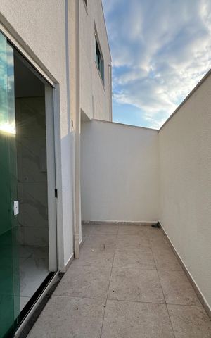 Casa à venda com 130m², 3 quartos e 2 vagas