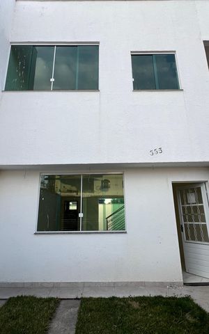Casa à venda com 130m², 3 quartos e 2 vagas