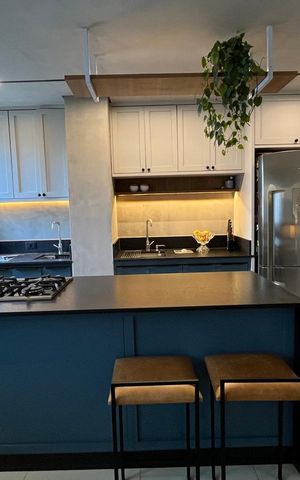 Apartamento à venda com 73m², 2 quartos e 2 vagas Apartamento à venda com 73m², 2 quartos e 2 vagascozinha