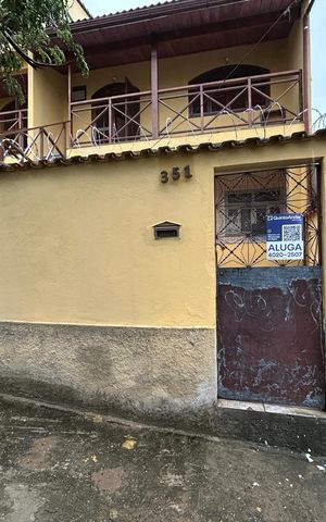 Casa para alugar com 195m², 4 quartos e 1 vagaFachada + placa