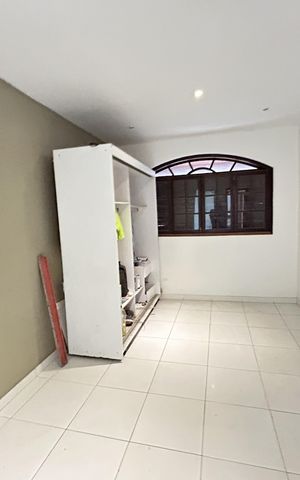 Casa para alugar com 195m², 4 quartos e 1 vagaQuarto 3 - Suíte