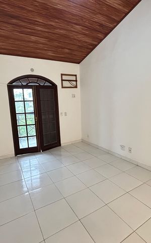 Casa para alugar com 195m², 4 quartos e 1 vagaSala