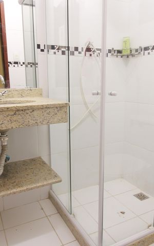 Casa de condomínio para alugar com 220m², 4 quartos e 2 vagasBanheiro 2
