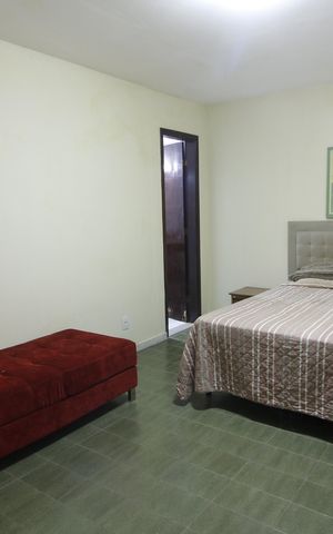 Casa de condomínio para alugar com 220m², 4 quartos e 2 vagasSuíte 3