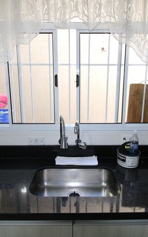Casa à venda com 98m², 3 quartos e 2 vagasCozinha