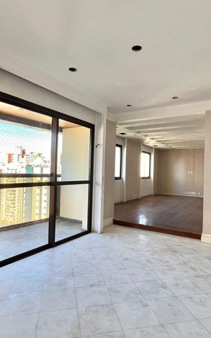 Apartamento à venda com 169m², 3 quartos e 4 vagas Apartamento à venda com 169m², 3 quartos e 4 vagasSala