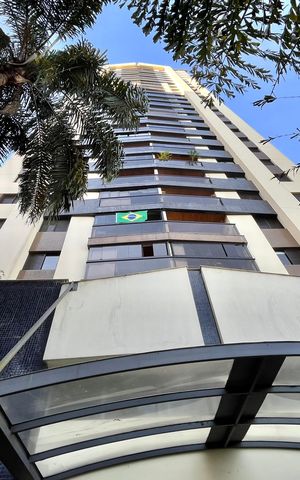Apartamento à venda com 169m², 3 quartos e 4 vagas Apartamento à venda com 169m², 3 quartos e 4 vagasFachada