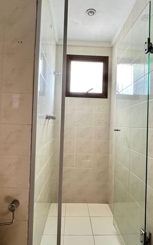 Apartamento à venda com 169m², 3 quartos e 4 vagas Apartamento à venda com 169m², 3 quartos e 4 vagasBanheiro da Suíte 2