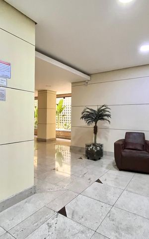 Apartamento à venda com 169m², 3 quartos e 4 vagas Apartamento à venda com 169m², 3 quartos e 4 vagasHall social