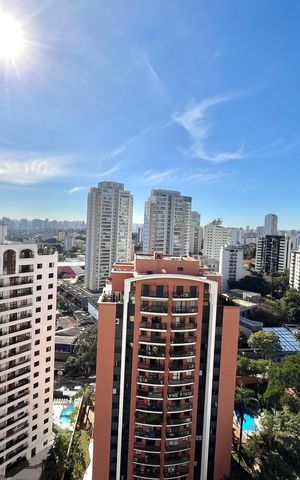 Apartamento à venda com 169m², 3 quartos e 4 vagas Apartamento à venda com 169m², 3 quartos e 4 vagasVista da Suíte 2