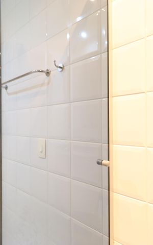 Apartamento à venda com 68m², 2 quartos e 2 vagasBanheiro da Suíte 1