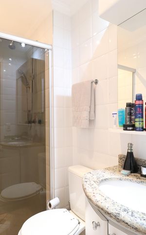 Apartamento à venda com 68m², 2 quartos e 2 vagasBanheiro da Suíte 1
