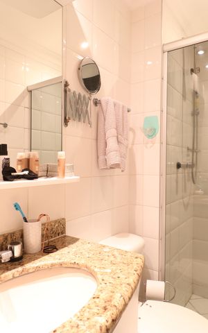Apartamento à venda com 68m², 2 quartos e 2 vagasBanheiro da Suíte 2