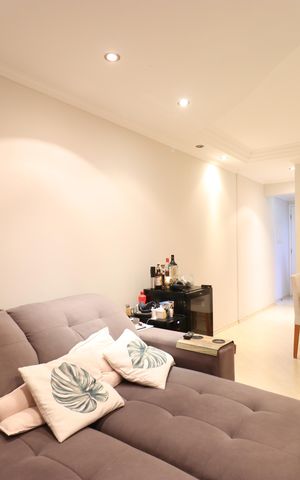Apartamento à venda com 68m², 2 quartos e 2 vagasSala