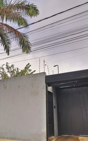 Casa para alugar com 110m², 2 quartos e 3 vagasFachada
