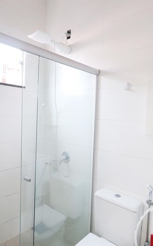 Casa para alugar com 110m², 2 quartos e 3 vagasBanheiro do Quarto 1