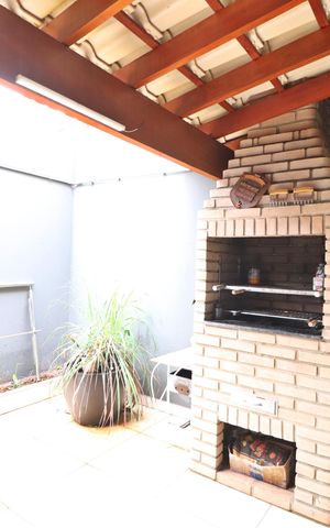 Casa para alugar com 110m², 2 quartos e 3 vagasVaranda