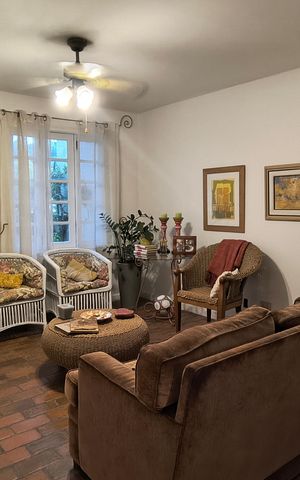 Casa de condomínio à venda com 151m², 3 quartos e 2 vagas Casa de condomínio à venda com 151m², 3 quartos e 2 vagasSala