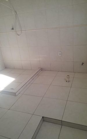 Casa para alugar com 80m², 2 quartos e 1 vaga Casa para alugar com 80m², 2 quartos e 1 vagaBanheiro da Suíte