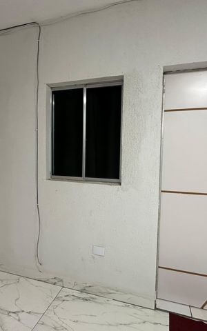 Casa para alugar com 38m², 1 quarto e sem vaga Casa para alugar com 38m², 1 quarto e sem vagaEntrada