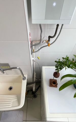 Apartamento à venda com 45m², 2 quartos e 1 vaga Apartamento à venda com 45m², 2 quartos e 1 vagaCozinha e Área de Serviço