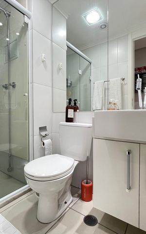 Apartamento à venda com 45m², 2 quartos e 1 vaga Apartamento à venda com 45m², 2 quartos e 1 vagaBanheiro