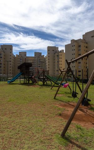 Apartamento para alugar com 327m², 4 quartos e 3 vagas Apartamento para alugar com 327m², 4 quartos e 3 vagasÁrea comum - Playground
