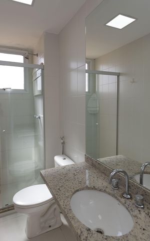 Apartamento para alugar com 327m², 4 quartos e 3 vagas Apartamento para alugar com 327m², 4 quartos e 3 vagasBanheiro da Suíte 2