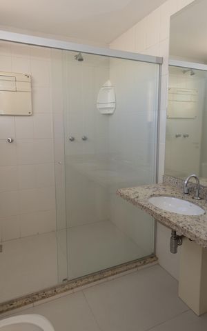 Apartamento para alugar com 327m², 4 quartos e 3 vagas Apartamento para alugar com 327m², 4 quartos e 3 vagasBanheiro da Suíte 4