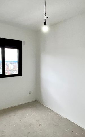 Apartamento à venda com 83m², 2 quartos e 2 vagas Apartamento à venda com 83m², 2 quartos e 2 vagasQuarto Suíte