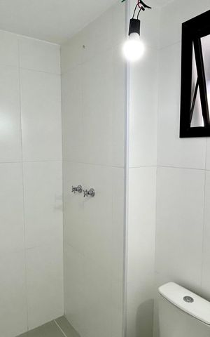 Apartamento à venda com 83m², 2 quartos e 2 vagas Apartamento à venda com 83m², 2 quartos e 2 vagasBanheiro da Suíte