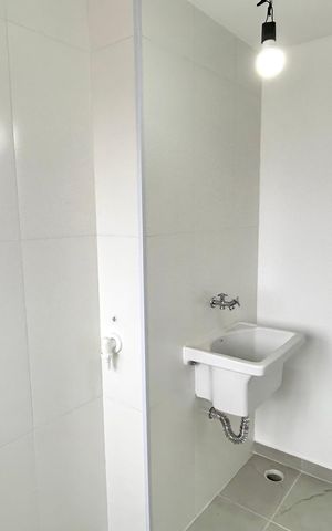 Apartamento à venda com 83m², 2 quartos e 2 vagas Apartamento à venda com 83m², 2 quartos e 2 vagasÁrea de Serviço