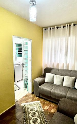 Casa à venda com 210m², 6 quartos e 1 vaga Casa à venda com 210m², 6 quartos e 1 vagaSala
