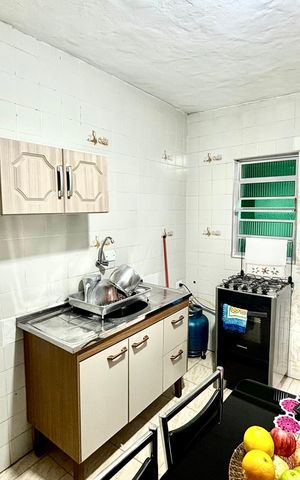 Casa à venda com 210m², 6 quartos e 1 vaga Casa à venda com 210m², 6 quartos e 1 vagaCozinha