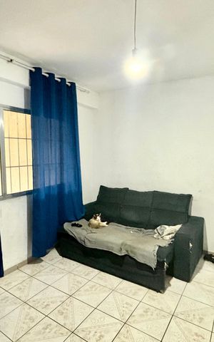 Casa à venda com 210m², 6 quartos e 1 vaga Casa à venda com 210m², 6 quartos e 1 vagaSala
