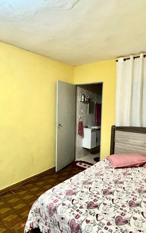 Casa à venda com 210m², 6 quartos e 1 vaga Casa à venda com 210m², 6 quartos e 1 vagaQuarto 1