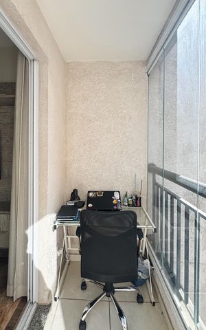 Apartamento à venda com 56m², 2 quartos e 1 vaga Apartamento à venda com 56m², 2 quartos e 1 vagaSacada