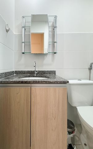 Apartamento à venda com 56m², 2 quartos e 1 vaga Apartamento à venda com 56m², 2 quartos e 1 vagaBanheiro Social