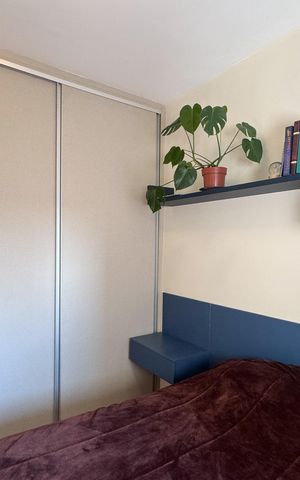 Apartamento à venda com 56m², 2 quartos e 1 vaga Apartamento à venda com 56m², 2 quartos e 1 vagaSuíte