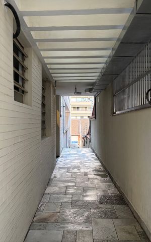 Apartamento à venda com 52m², 1 quarto e sem vaga Apartamento à venda com 52m², 1 quarto e sem vagaEntrada