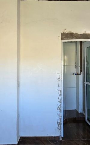 Casa à venda com 140m², 1 quarto e 2 vagas Casa à venda com 140m², 1 quarto e 2 vagasSuíte
