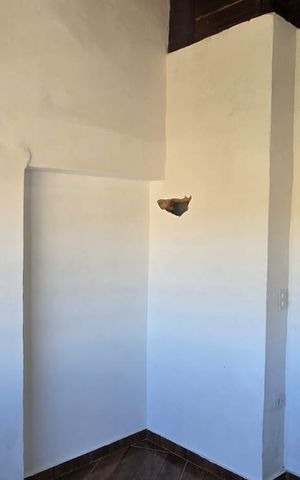 Casa à venda com 140m², 1 quarto e 2 vagas Casa à venda com 140m², 1 quarto e 2 vagasSuíte