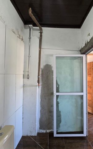 Casa à venda com 140m², 1 quarto e 2 vagas Casa à venda com 140m², 1 quarto e 2 vagasBanheiro da Suíte