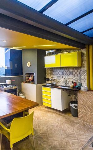 Casa à venda com 150m², 2 quartos e 3 vagas Casa à venda com 150m², 2 quartos e 3 vagasÁrea gourmet