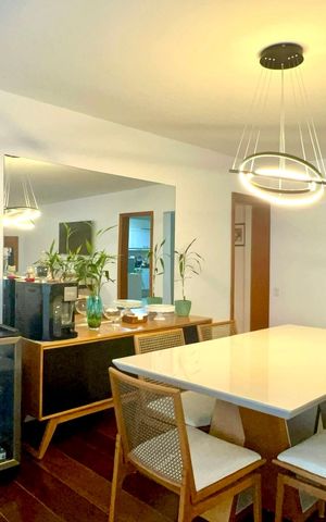Apartamento à venda com 170m², 3 quartos e 2 vagas Apartamento à venda com 170m², 3 quartos e 2 vagasSala de Jantar