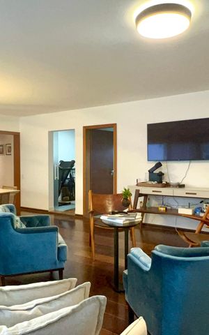 Apartamento à venda com 170m², 3 quartos e 2 vagas Apartamento à venda com 170m², 3 quartos e 2 vagasSala