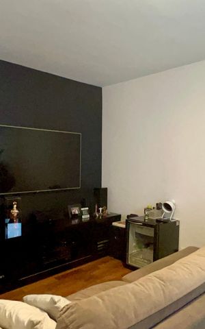 Apartamento à venda com 170m², 3 quartos e 2 vagas Apartamento à venda com 170m², 3 quartos e 2 vagasQuarto 1